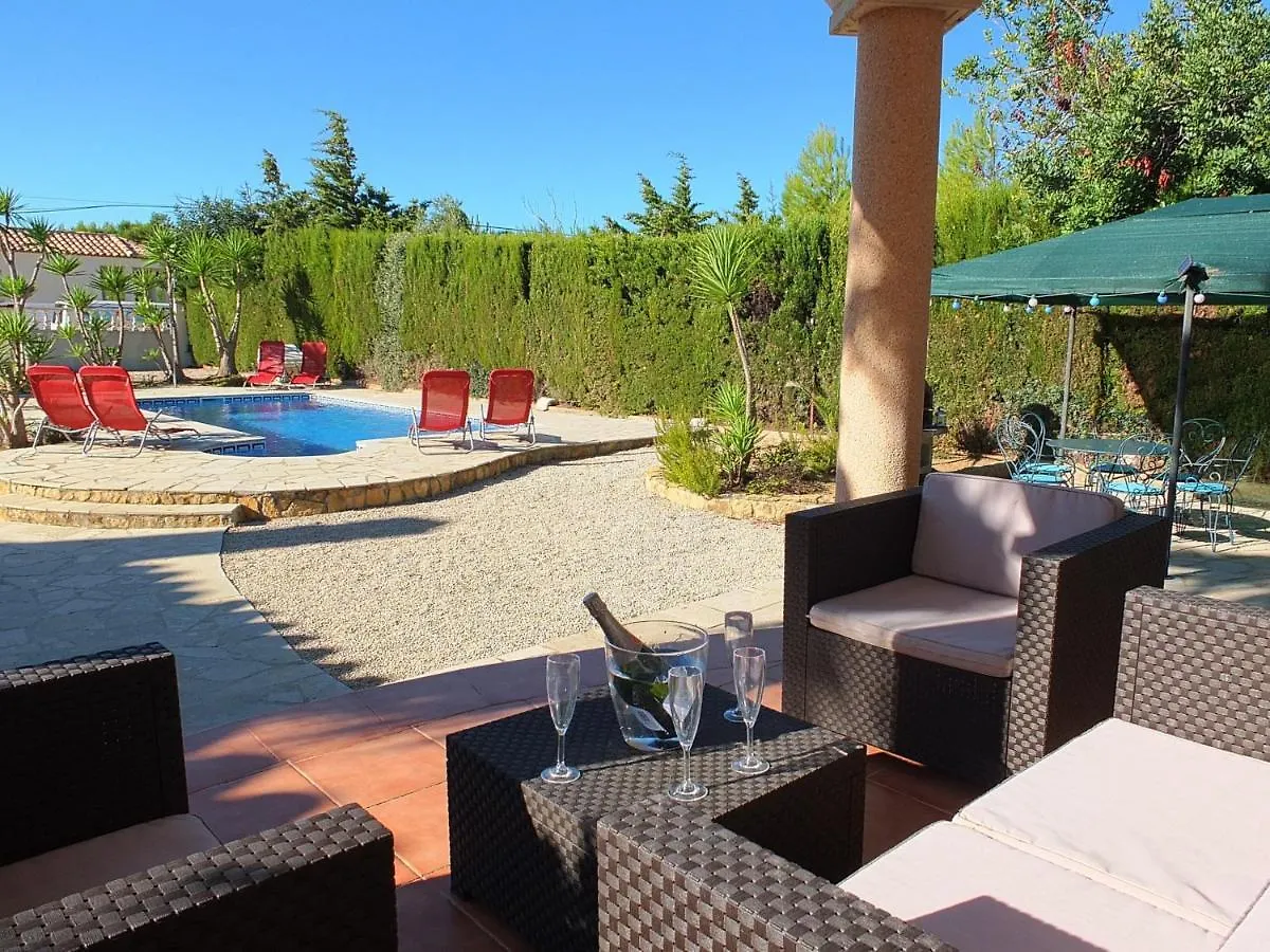 لاميتّيا ذي مار Villa Mila With Air-Conditioning & Private Swimming Pool لاميتّيا ذي مار